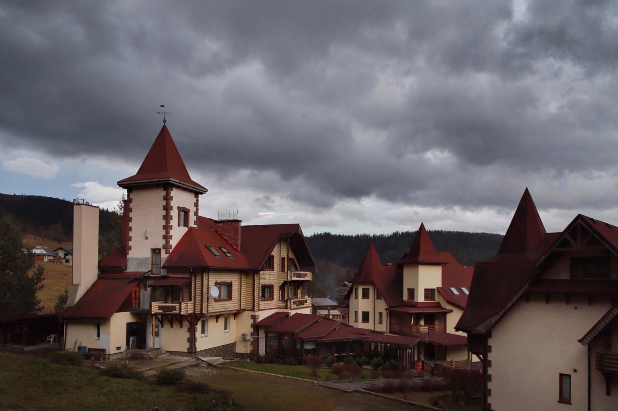 Complex Hyzhky Otel Yaremche Dış mekan fotoğraf